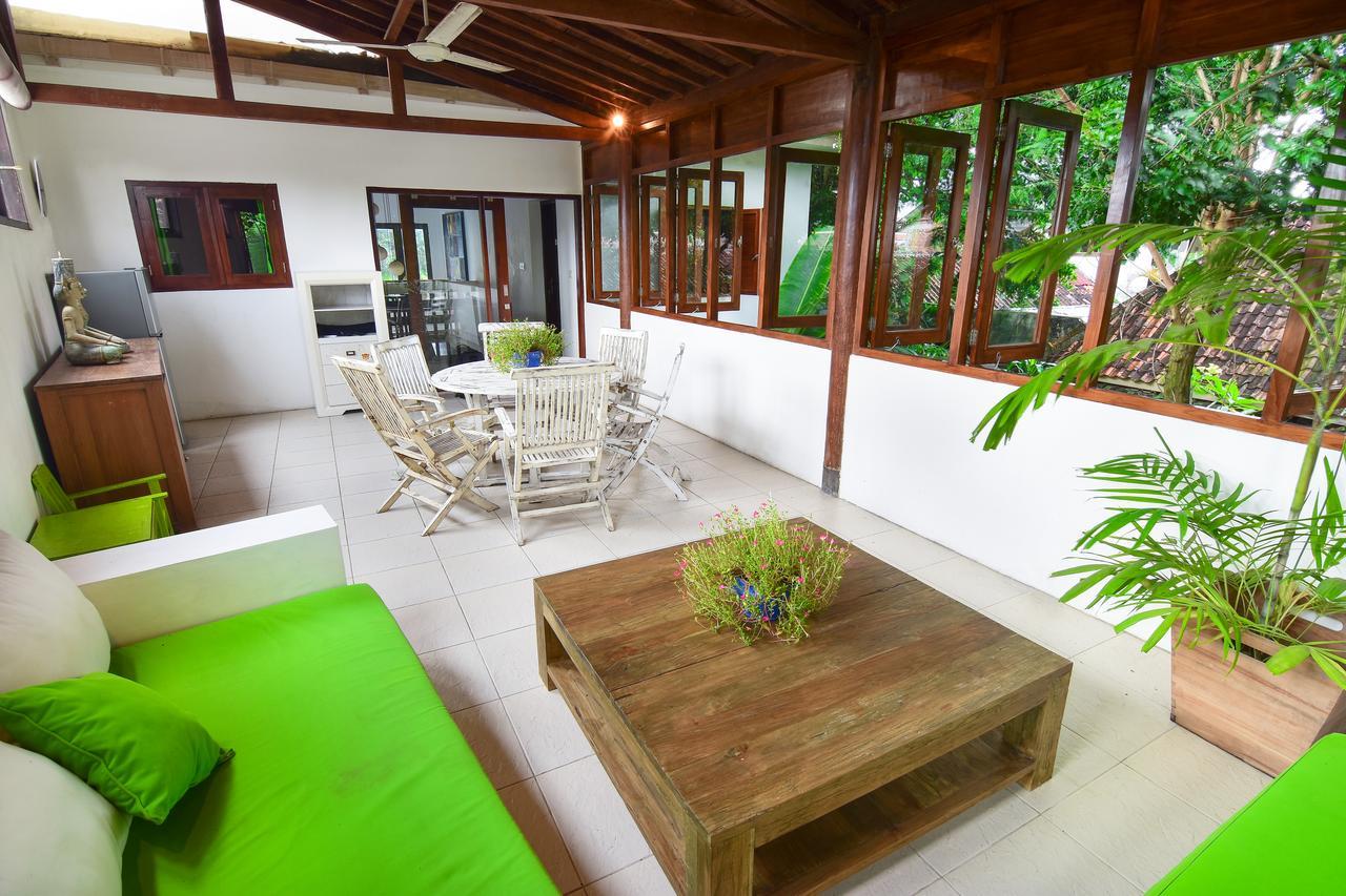 Tiga Lima Homestay Yogyakarta Exterior foto